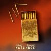 Ashley Kutcher presenta un nuevo y desgarrador sencillo «Matchbox»